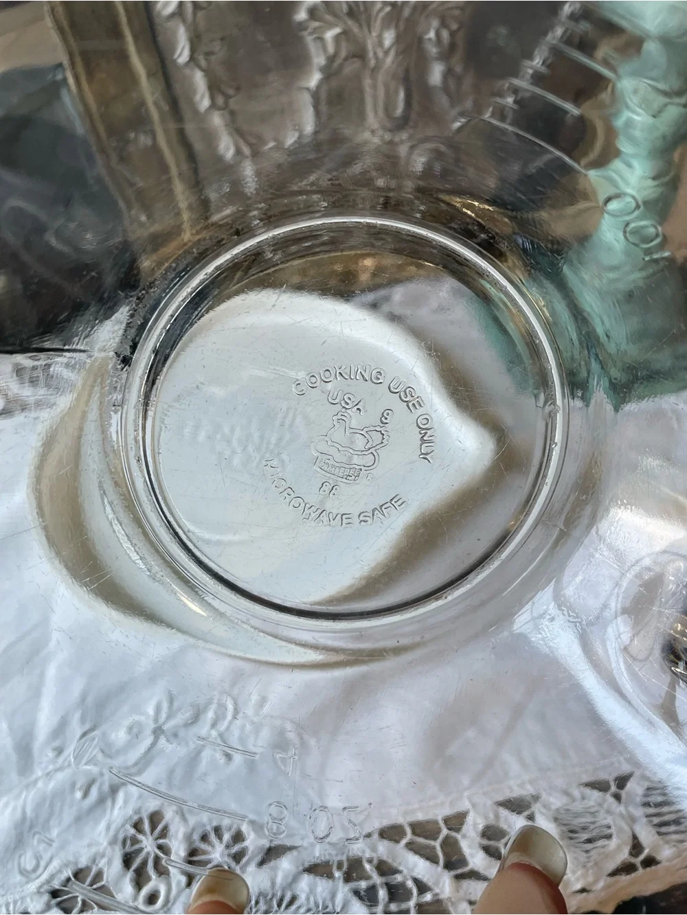 Vintage Pampered chef 8 cup pour spout cover clear glass measuring cup